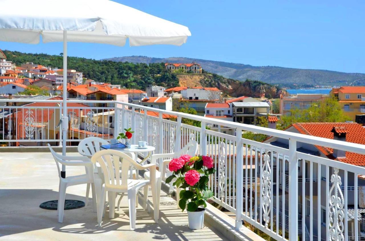 לימנריה Hotel Triada מראה חיצוני תמונה