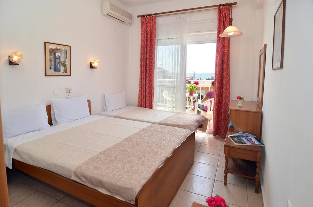 לימנריה Hotel Triada חדר תמונה
