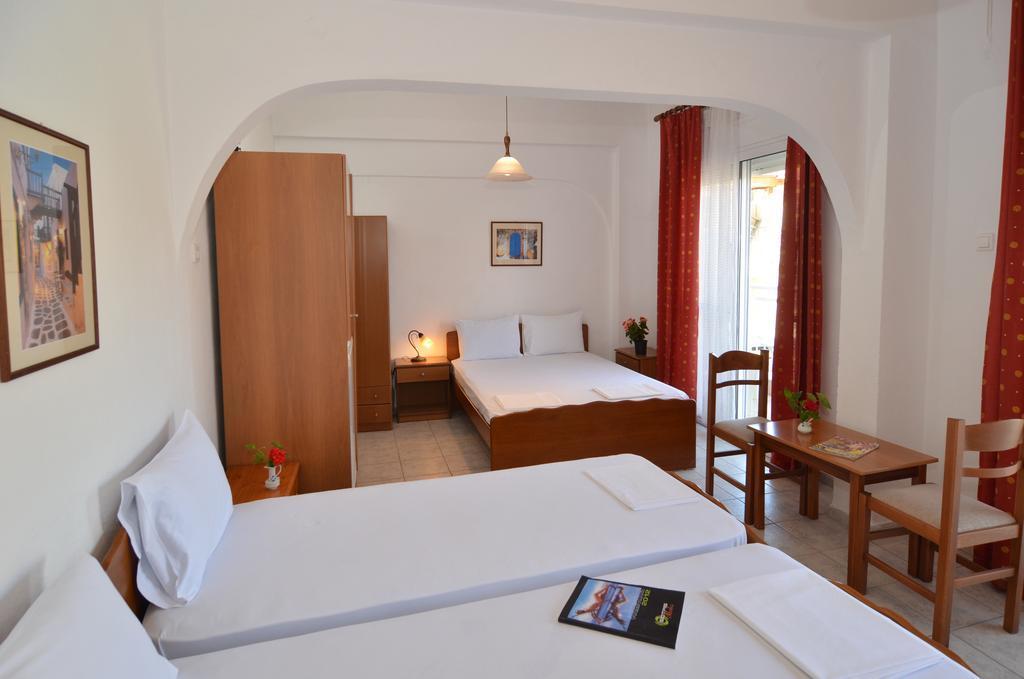 לימנריה Hotel Triada חדר תמונה